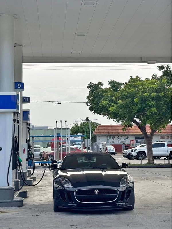2014 Jaguar F-TYPE - V8 S Convertible 2D