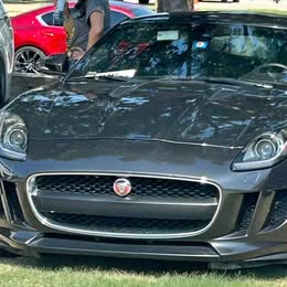2017 Jaguar F-Type V6