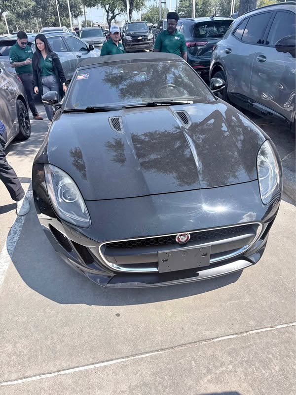 2017 Jaguar F-TYPE - 3.0 380 HP Convertible 2D