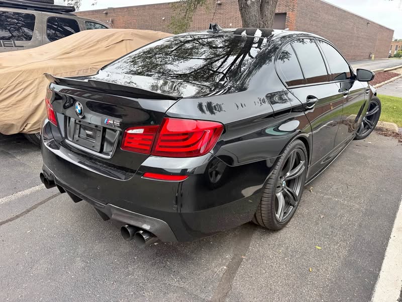 2013 BMW M5 - Sedan 4D