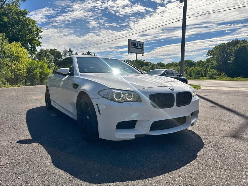 2013 BMW M5 - Sedan 4D