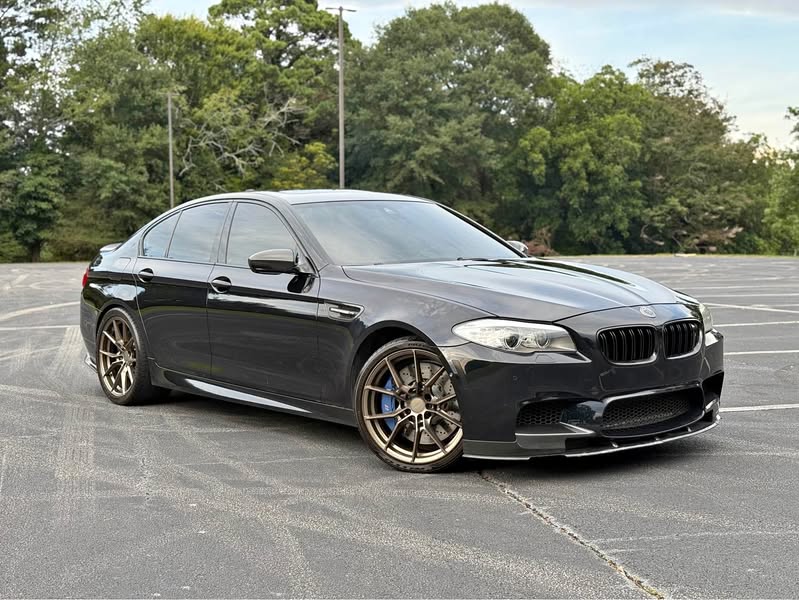 2013 BMW M5 - Sedan 4D