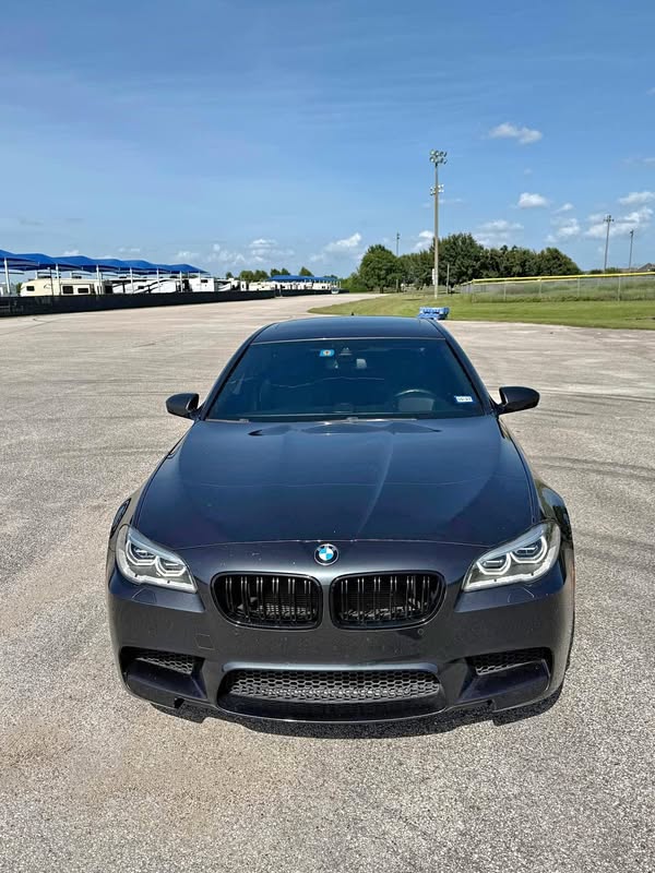 2015 BMW M5 - Sedan 4D