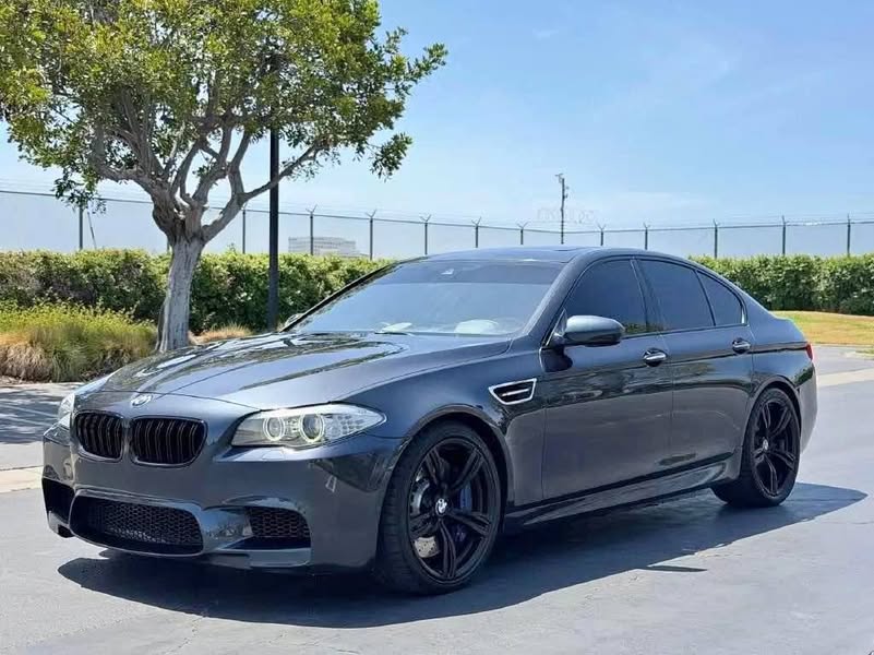2013 BMW M5
