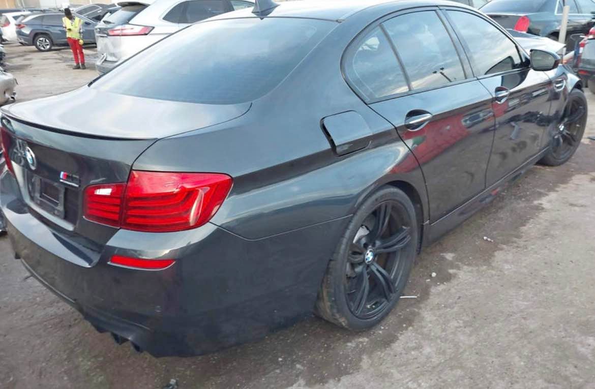2014 BMW M5 - Sedan 4D