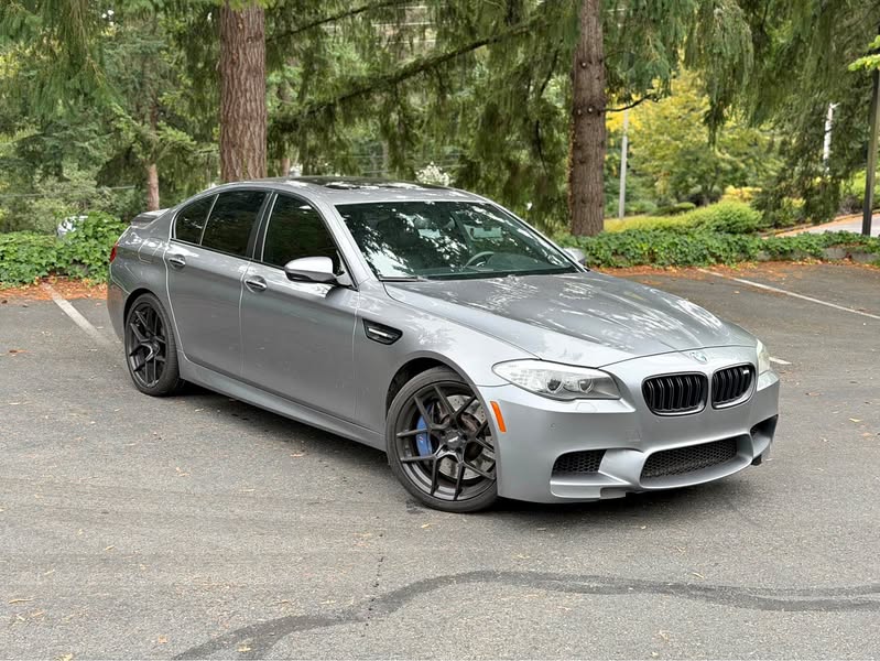 2013 BMW M5 - Sedan 4D