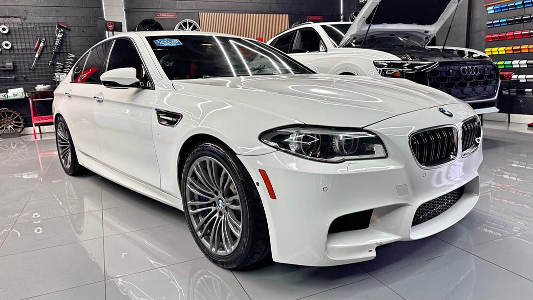 2016 BMW M5 - Competition Sedan 4D