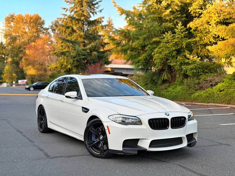 2013 BMW M5 - Competition Sedan 4D