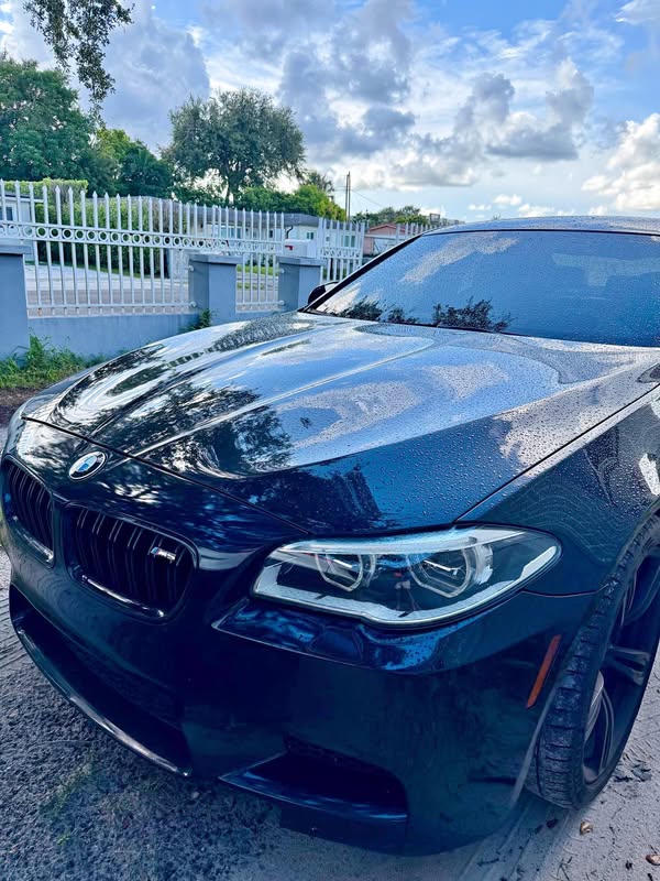 2014 BMW M5 - Competition Sedan 4D
