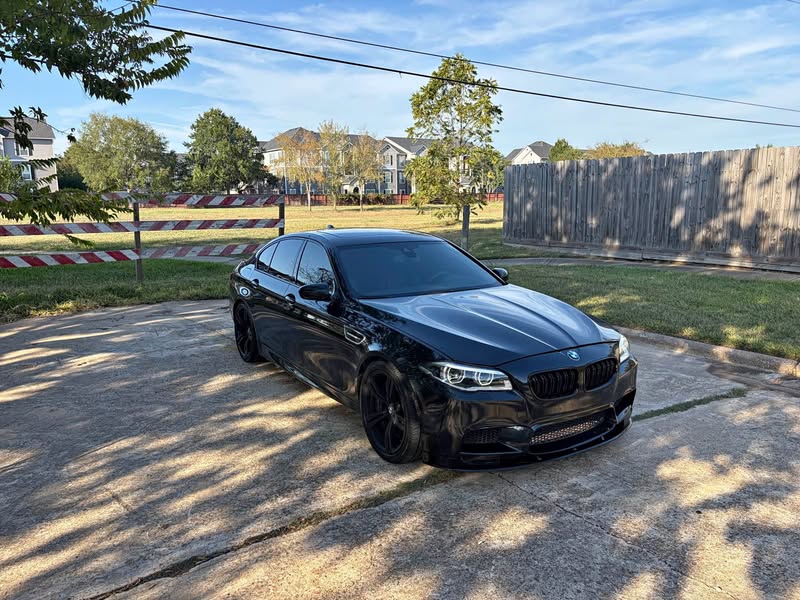 2015 BMW M5 - Sedan 4D