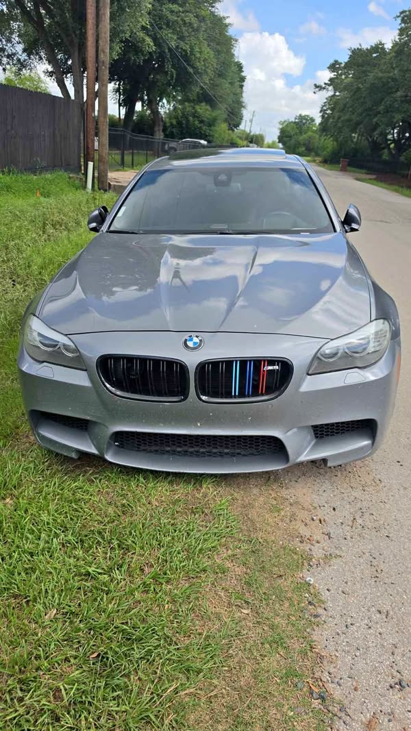 2013 BMW M5 - Full