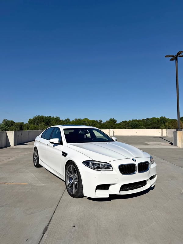 2014 BMW M5 - Competition Sedan 4D