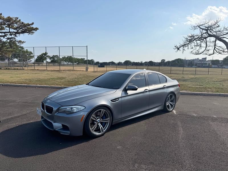 2013 BMW M5 - Competition Sedan 4D