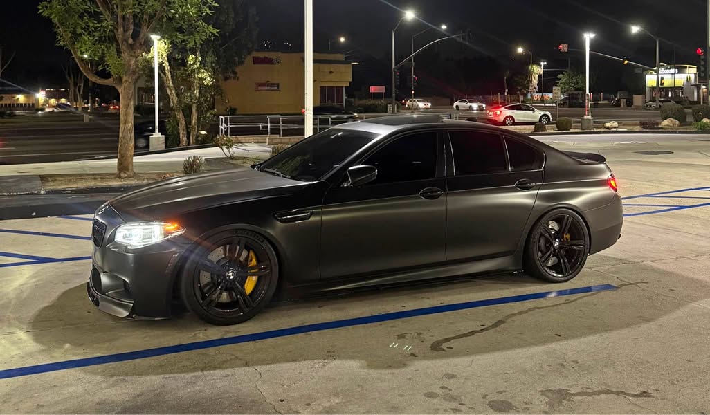 2013 BMW M5 - Sedan 4D