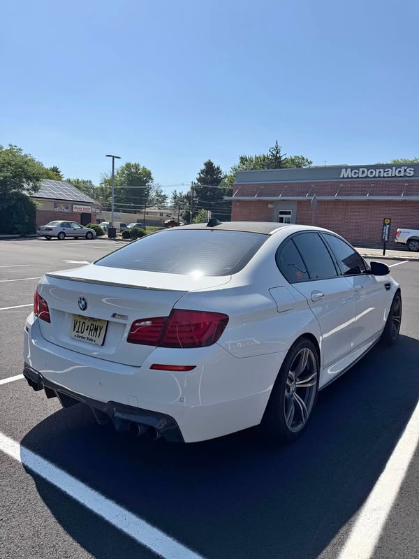 2013 BMW M5 - Sedan 4D