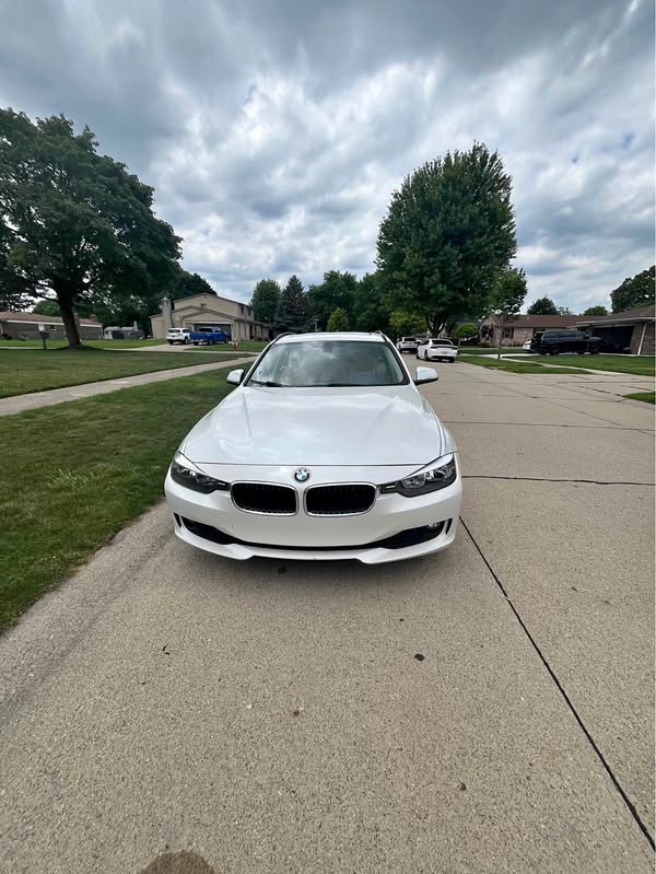 2014 BMW 3 Series - 328i Wagon 4D