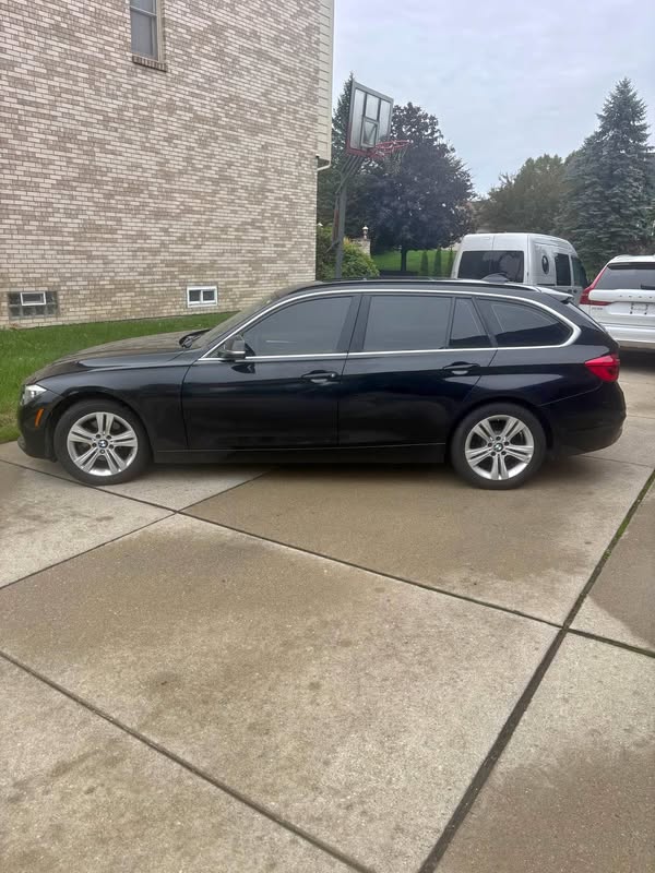 2016 BMW 3 Series - 328d xDrive Sport Wagon 4D