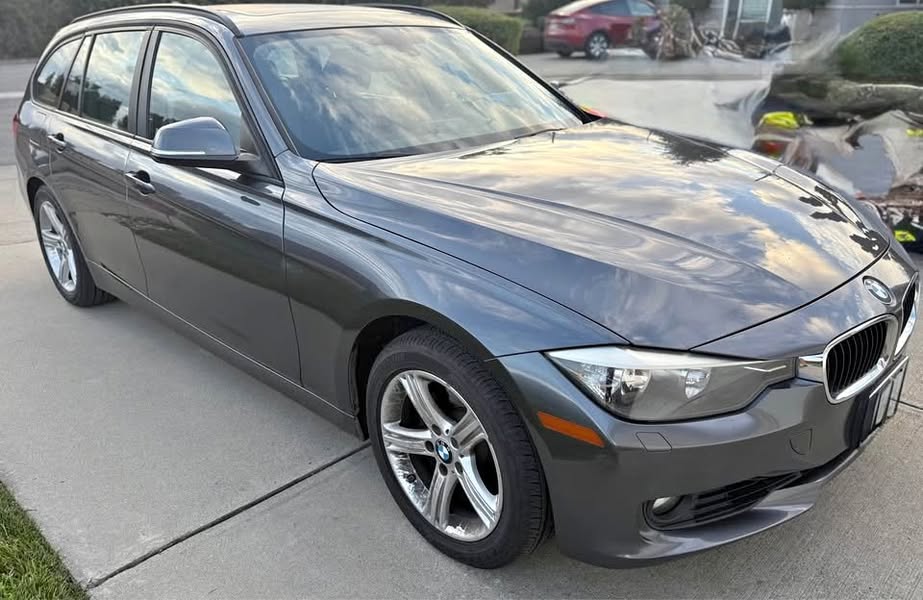 2014 BMW 3 series 328i xDrive Sport Wagon 4D