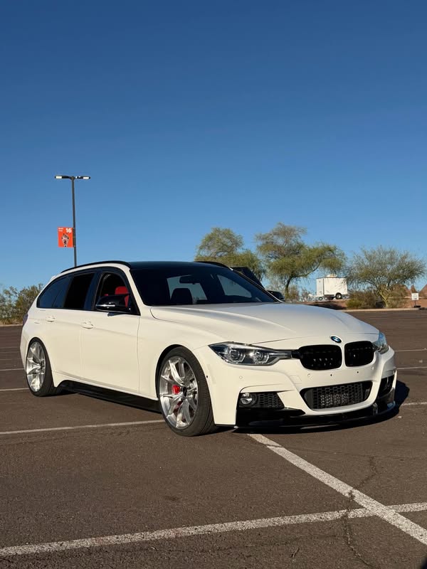 2016 BMW 3 Series 328i Sport Wagon 4D