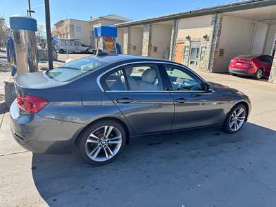2017 BMW 3 Series - 330i xDrive Sedan 4D