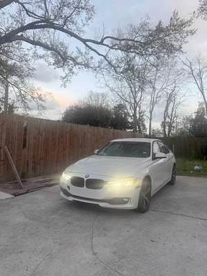 2016 BMW 3 Series - 320i xDrive Sedan 4D