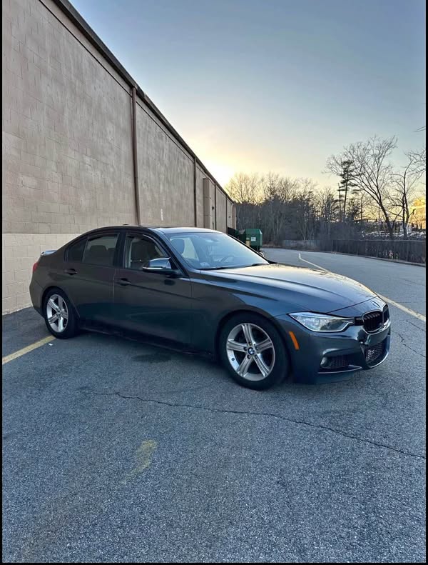 2014 BMW 3 Series - 328i xDrive Sedan 4D