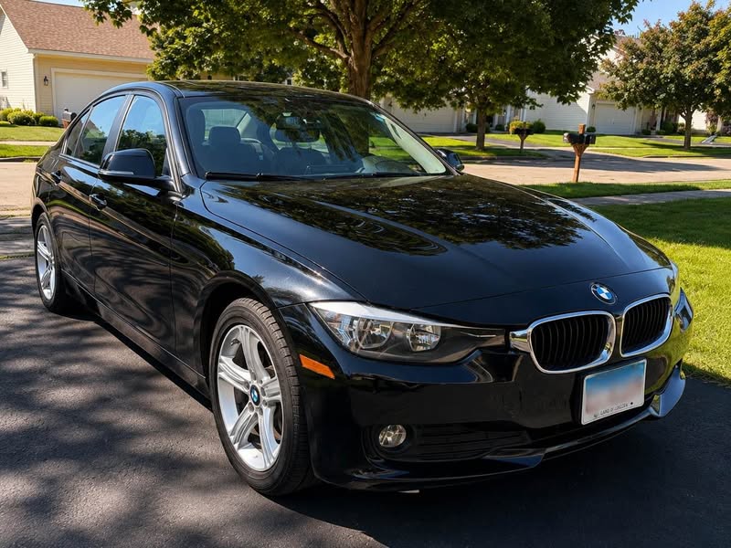 2013 BMW 3 Series - 320i xDrive Sedan 4D