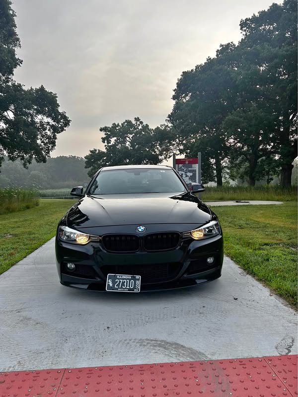 2013 BMW 3 Series - 328i xDrive Sedan 4D