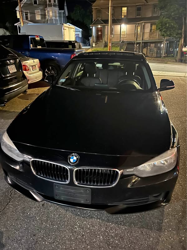 2013 BMW 3 Series - 320i xDrive Sedan 4D