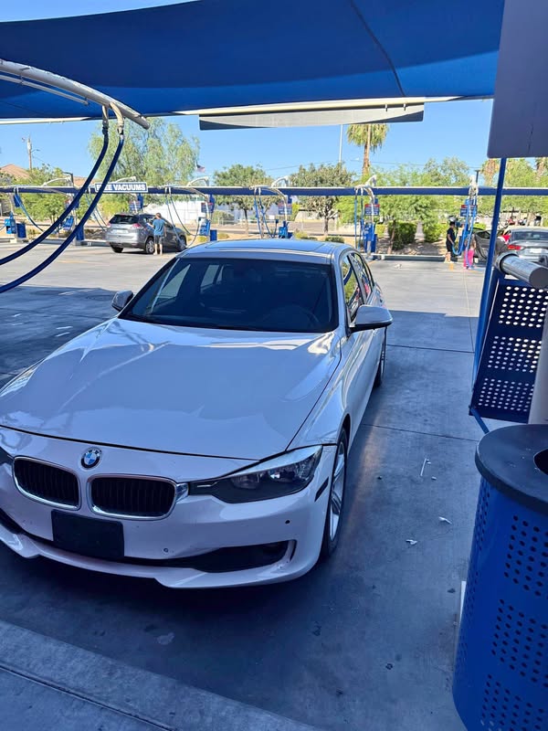 2015 BMW 3 Series - 320i Sedan 4D