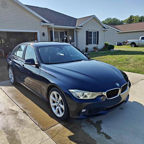 2013 BMW 3 Series - 335i xDrive Sedan 4D