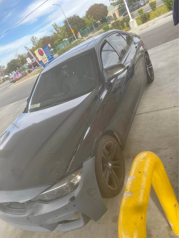 2012 BMW 3 Series - 328xi Sedan 4D