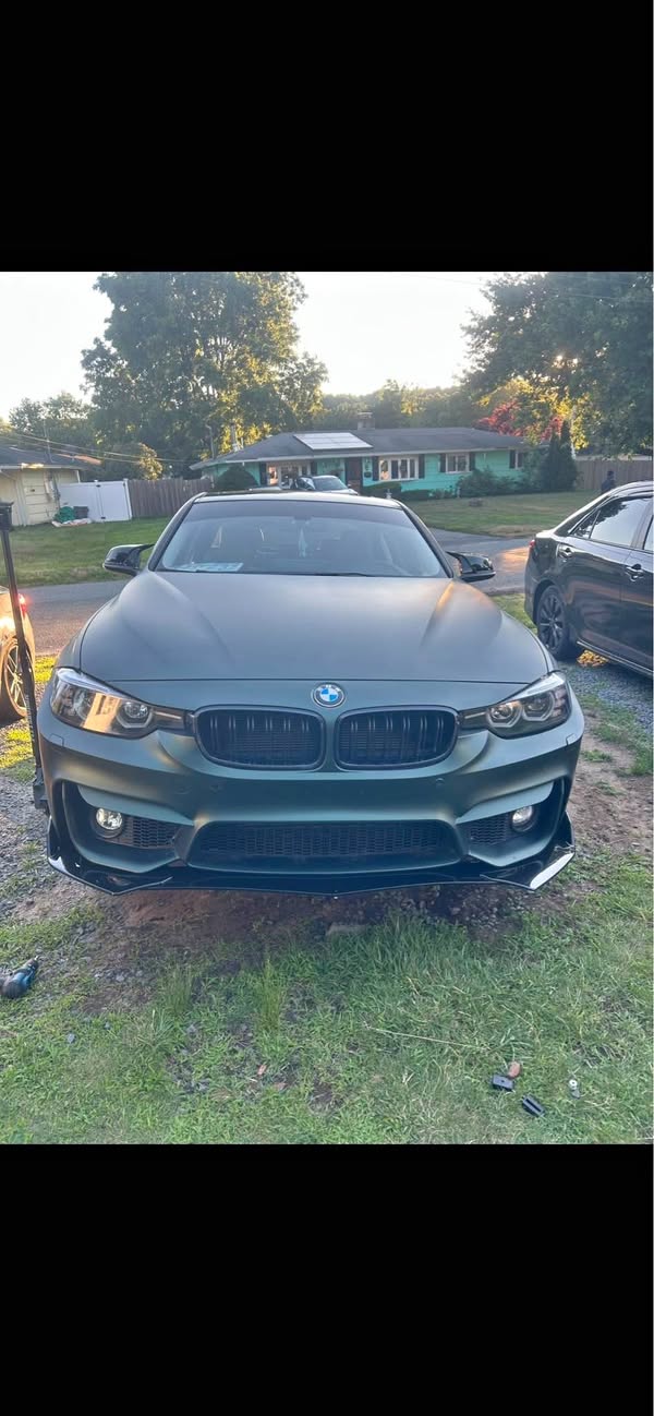 2015 BMW 3 Series - 328i xDrive Sedan 4D
