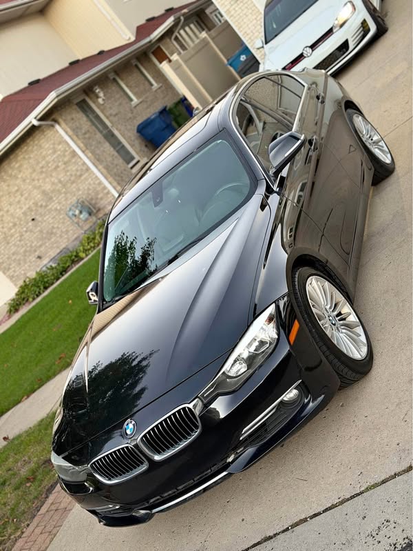 2012 BMW 3 Series - 328i Sedan 4D