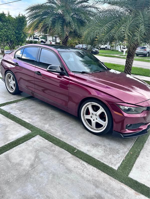2015 BMW 3 Series - 320i Sedan 4D