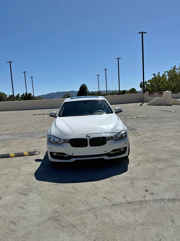2014 BMW 3 Series - 328i Sedan 4D