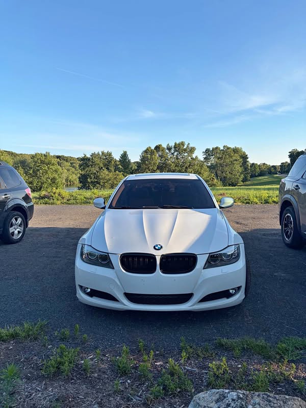 2012 BMW 3 Series - 328i xDrive Sedan 4D