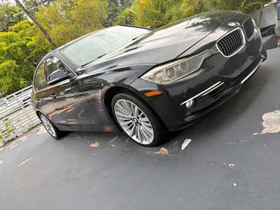 2013 BMW 3 Series - 328i Sedan 4D