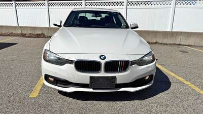 2016 BMW 3 Series - 320i xDrive Sedan 4D