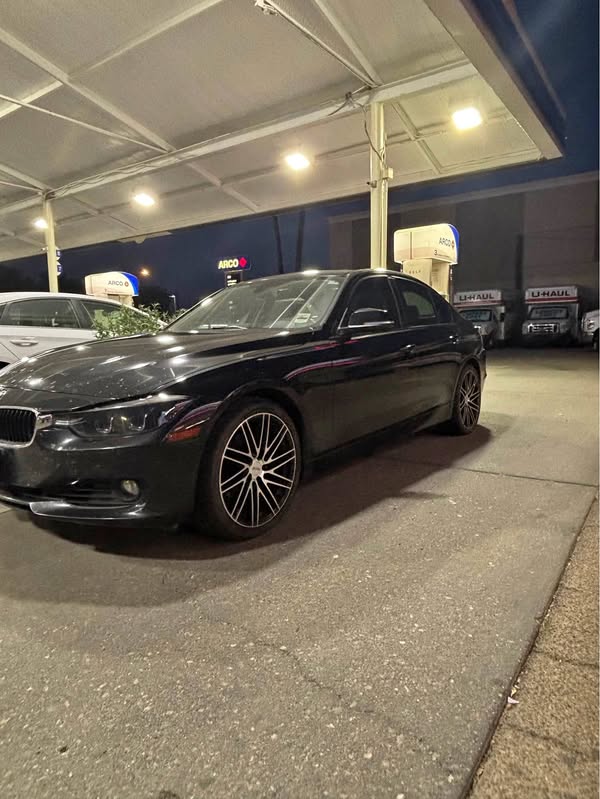 2015 BMW 3 Series - 328i Sedan 4D