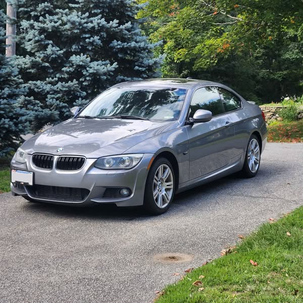 2012 BMW 3 Series - 335i xDrive Coupe 2D