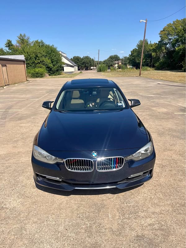 2012 BMW 3 Series - 328i xDrive Sedan 4D