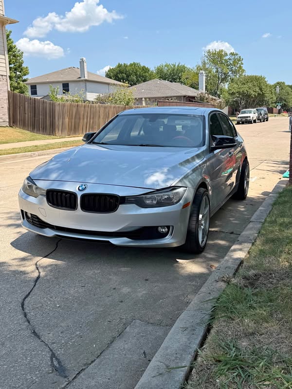 2013 BMW 3 Series - 328i xDrive Sedan 4D