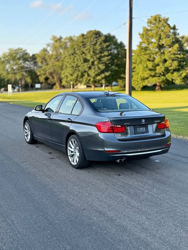 2013 BMW 3 Series - 328i xDrive Sedan 4D