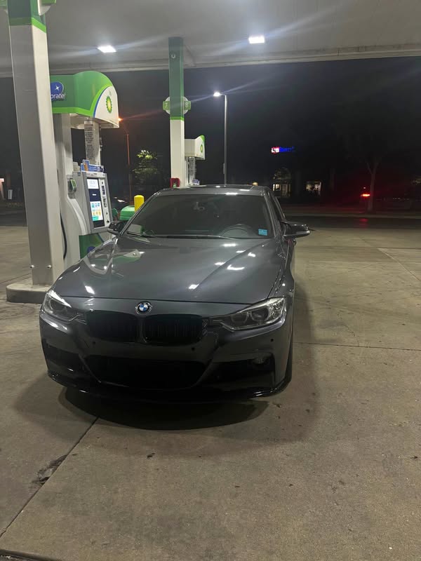 2015 BMW 3 Series - 320i xDrive Sedan 4D
