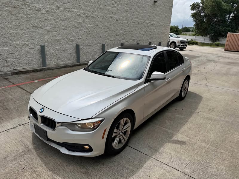 2016 BMW 3 Series - 320i Sedan 4D