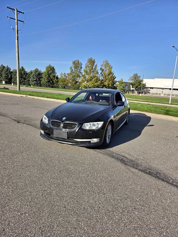2012 BMW 3 Series - 328i xDrive Coupe 2D