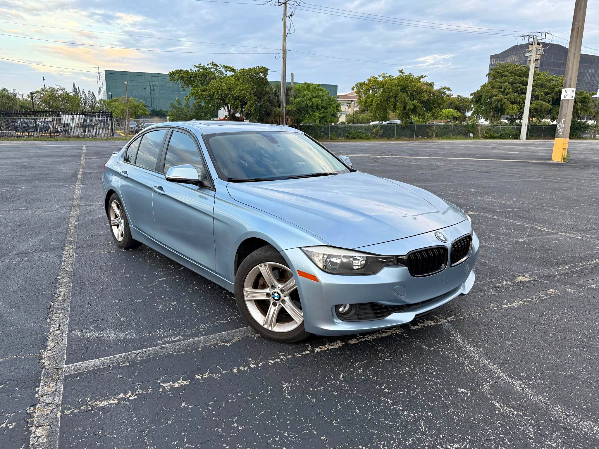 2013 BMW 3 Series - 328i xDrive Sedan 4D