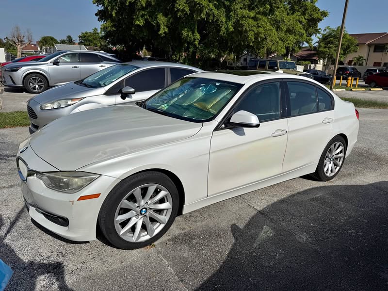 2015 BMW 3 Series - 328i Sedan 4D