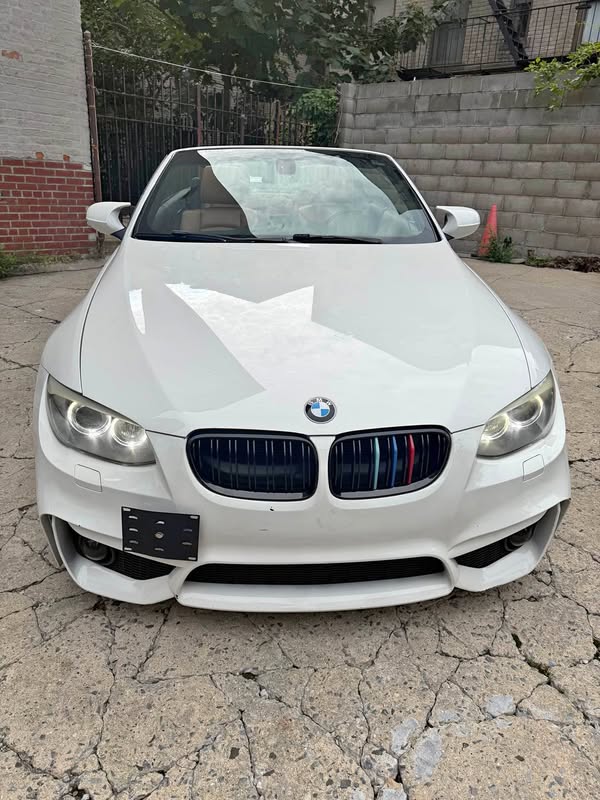 2013 BMW 3 Series - 328i Convertible 2D